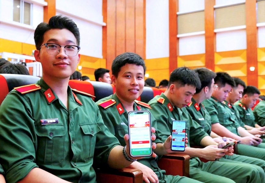 Củng cố bản lĩnh chính trị, lan tỏa tinh thần yêu nước trong đoàn viên, thanh niên