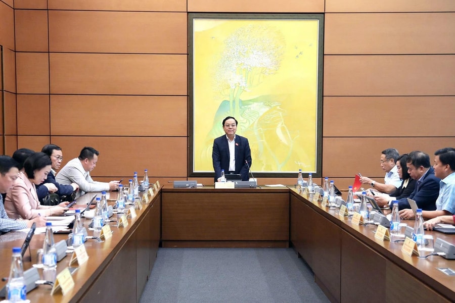 Không để ai “bị bỏ lại phía sau” trong tiến trình số hóa