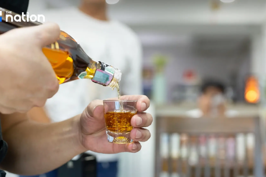 Uống rượu “không đúng lúc” ở Thái Lan có thể bị phạt nặng