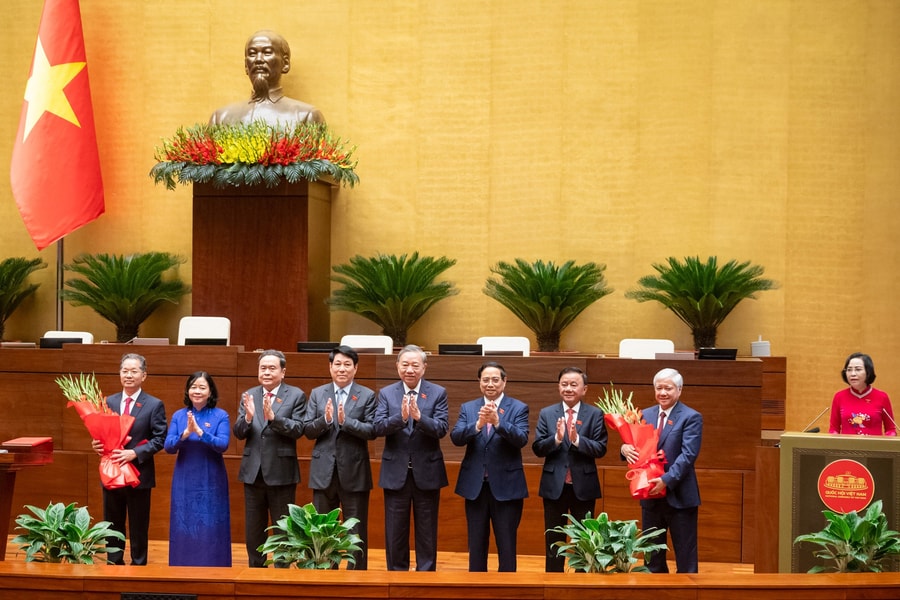 Quốc hội xem xét, quyết định công tác nhân sự