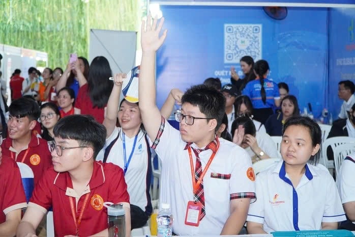 TP. Hồ Chí Minh: Định hướng nghề bền vững cho học sinh, sinh viên