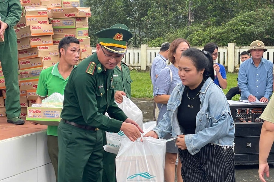 Lan tỏa yêu thương - Nghĩa tình nơi biên giới Cà Xèng