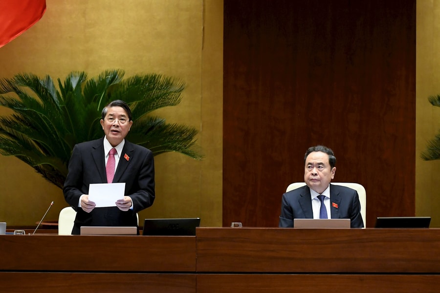 Giao dự toán phù hợp với phân cấp thẩm quyền, bảo đảm bố trí nguồn lực gắn với nhiệm vụ được giao