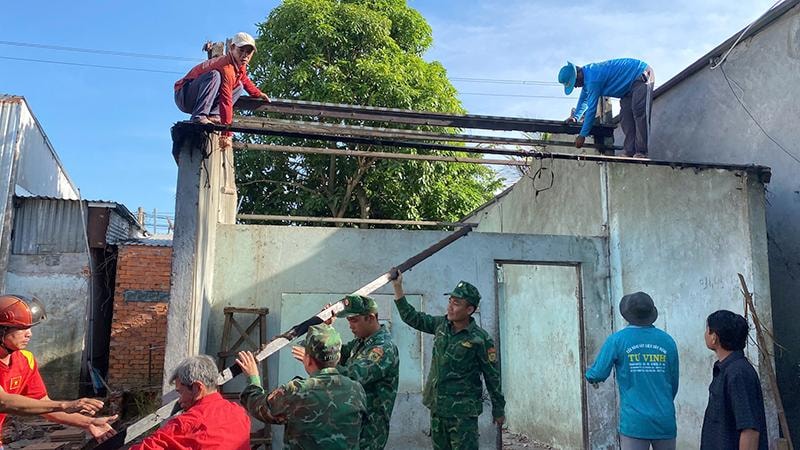 Xóa nhà tạm, gắn kết tình quân dân nơi biên giới