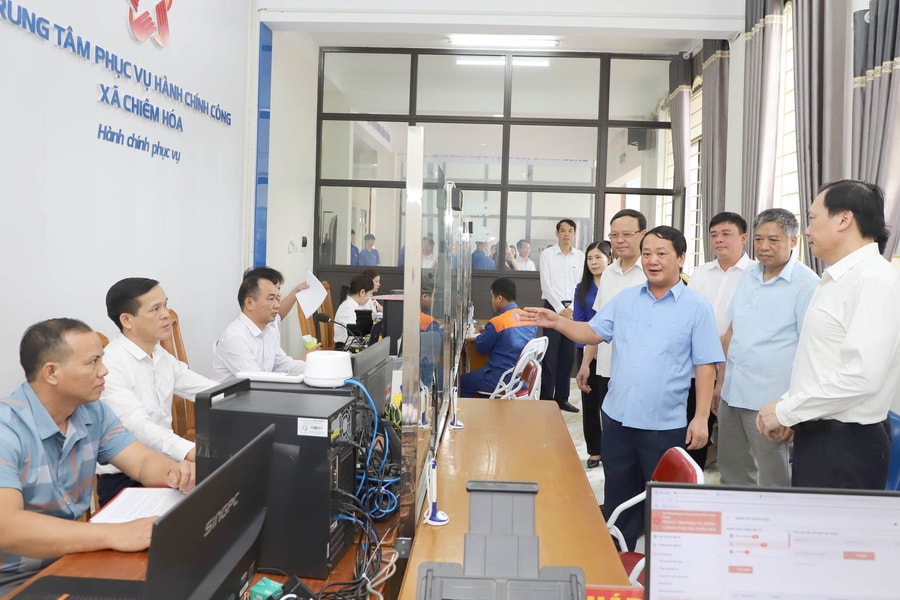 Bài 2: Dữ liệu và định danh điện tử - Nền tảng phát triển Chính phủ số