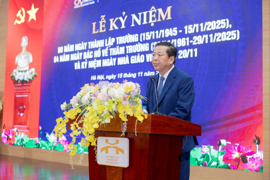 Bộ trưởng Bộ Xây dựng: “Trường Đại học Công nghệ GTVT là trường trọng điểm được ưu tiên nguồn lực, cơ chế và nhiệm vụ đặc thù”