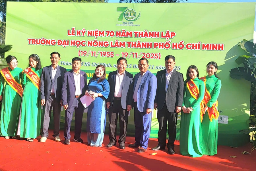 TP. Hồ Chí Minh: Nhiều hoạt động ý nghĩa kỷ niệm Ngày Nhà giáo Việt Nam