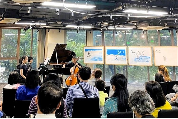 Khi ngôn từ không hiện diện, chúng ta sẽ kể chuyện như thế nào?