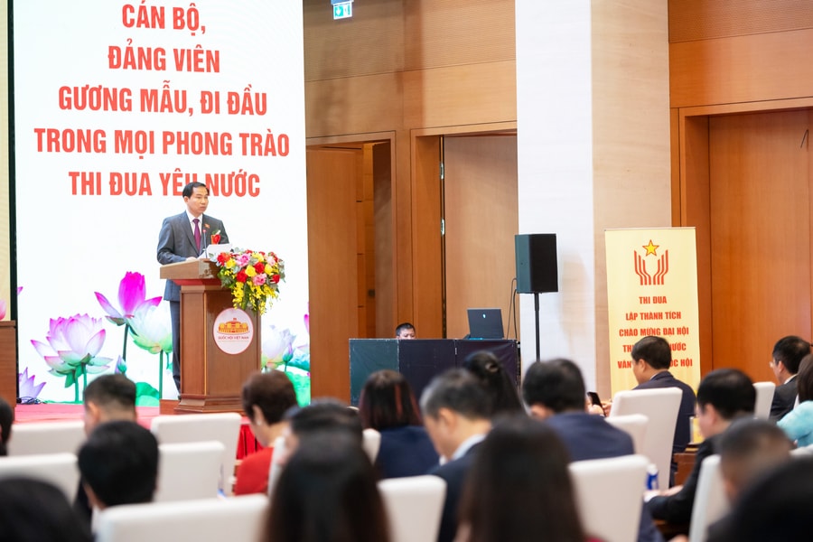 Đổi mới tư duy trong thực thi công vụ, đáp ứng yêu cầu trong tình hình mới