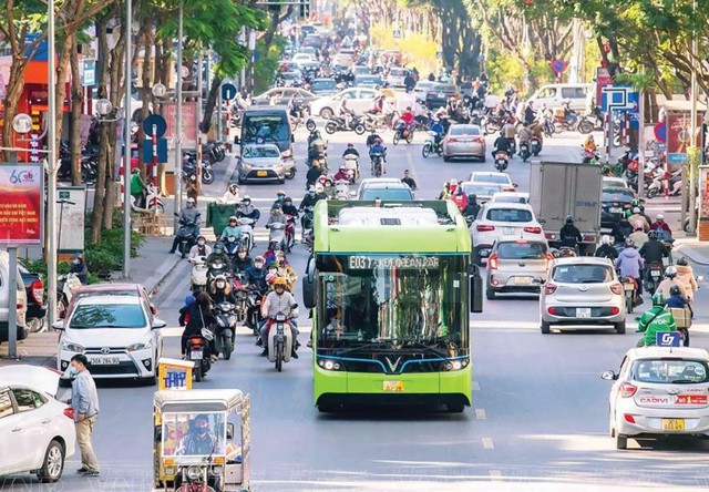 Hà Nội đặt quyết tâm đến năm 2030, 100% xe buýt sẽ sử dụng năng lượng sạch
