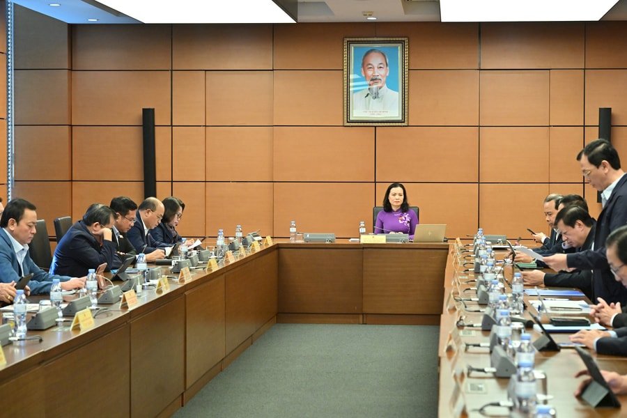 Xác định rõ các tiêu chuẩn đạo đức trong phát triển AI