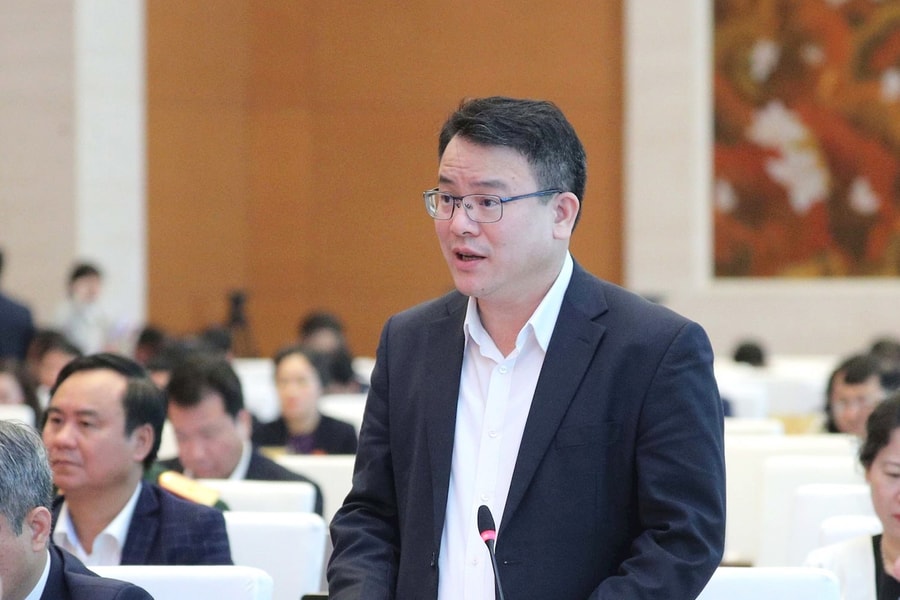 Có chính sách đãi ngộ thỏa đáng với người tham gia trực tiếp, thường xuyên công tác xây dựng pháp luật