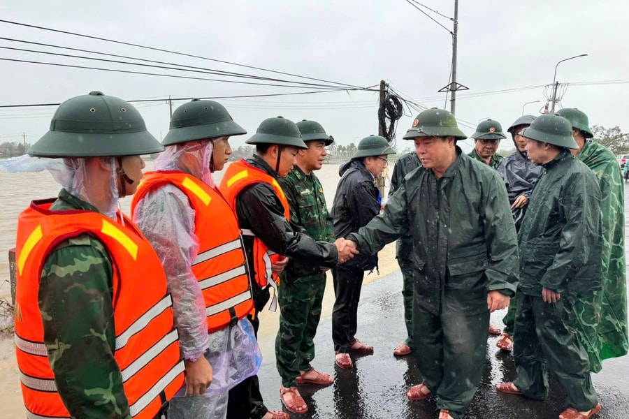 Bộ Tư lệnh Bộ đội Biên phòng kiểm tra công tác khắc phục hậu quả, động viên Nhân dân sau mưa lũ tại Đắk Lắk