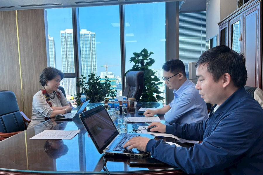 Tiểu ban Truyền hình Giải Diên Hồng lần thứ IV tổ chức họp chấm sơ khảo
