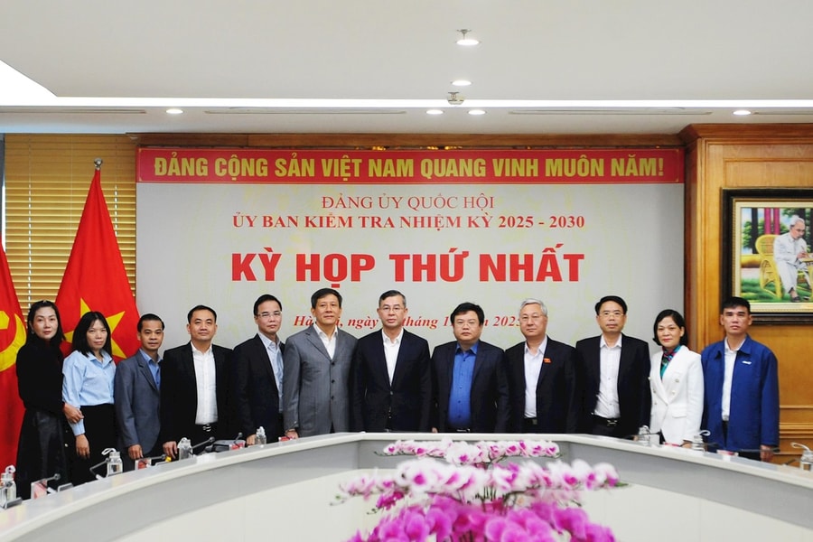 Ủy ban Kiểm tra Đảng ủy Quốc hội tiến hành Kỳ họp thứ Nhất
