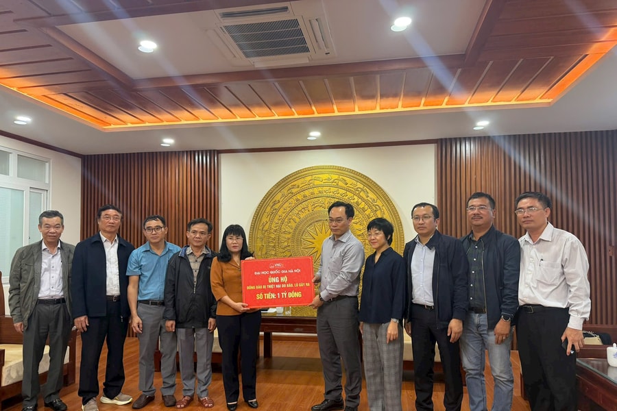 Đại học Quốc gia Hà Nội khảo sát đánh giá thiên tai và hỗ trợ người dân vùng lũ Đắk Lắk 1 tỷ đồng