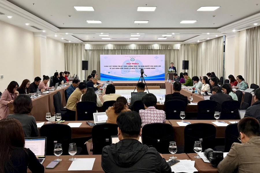 Tăng cường thực thi Nghị quyết của Quốc hội về Quy định cấm thuốc lá điện tử, thuốc lá nung nóng