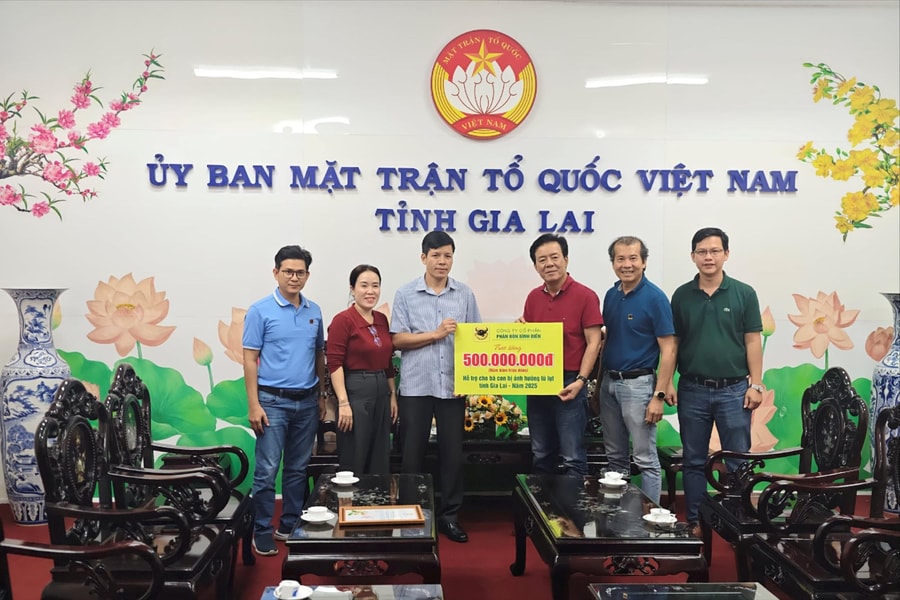 Hành trình "nghĩa tình Bình Điền": Từ gói sinh kế tại Thanh Hoá đến hỗ trợ bà con vùng lũ