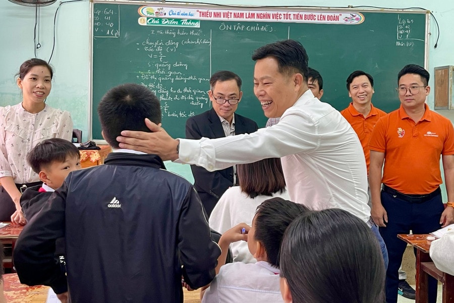 Bộ GD-ĐT hỗ trợ trường học vùng bão lũ tại Gia Lai