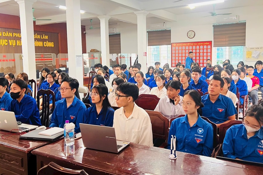 Tỉnh đoàn Hưng Yên tiên phong xóa nhòa khoảng cách, đưa kỹ năng số tới hơn 250.000 người dân