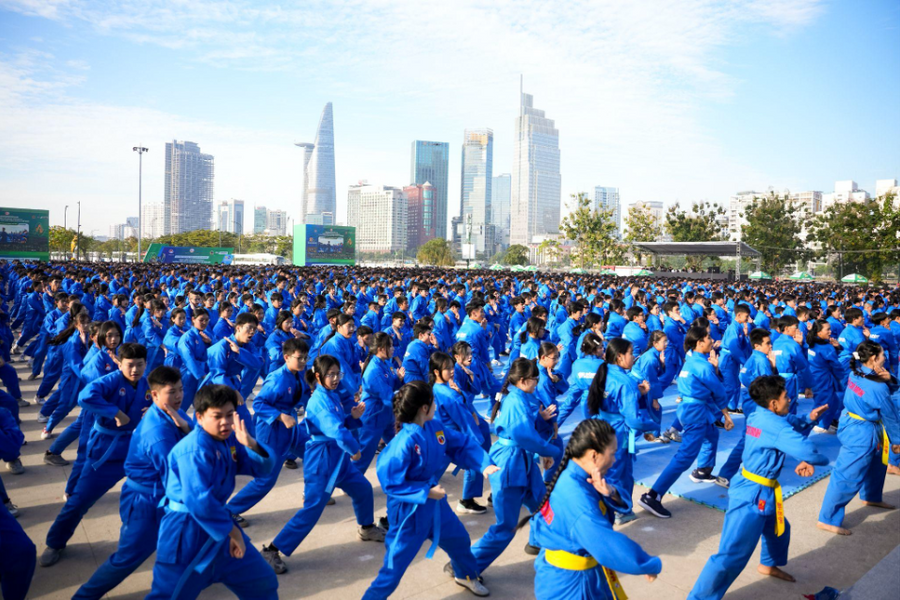 60.000 học sinh lập kỷ lục kép thế giới với màn đồng diễn võ nhạc Vovinam