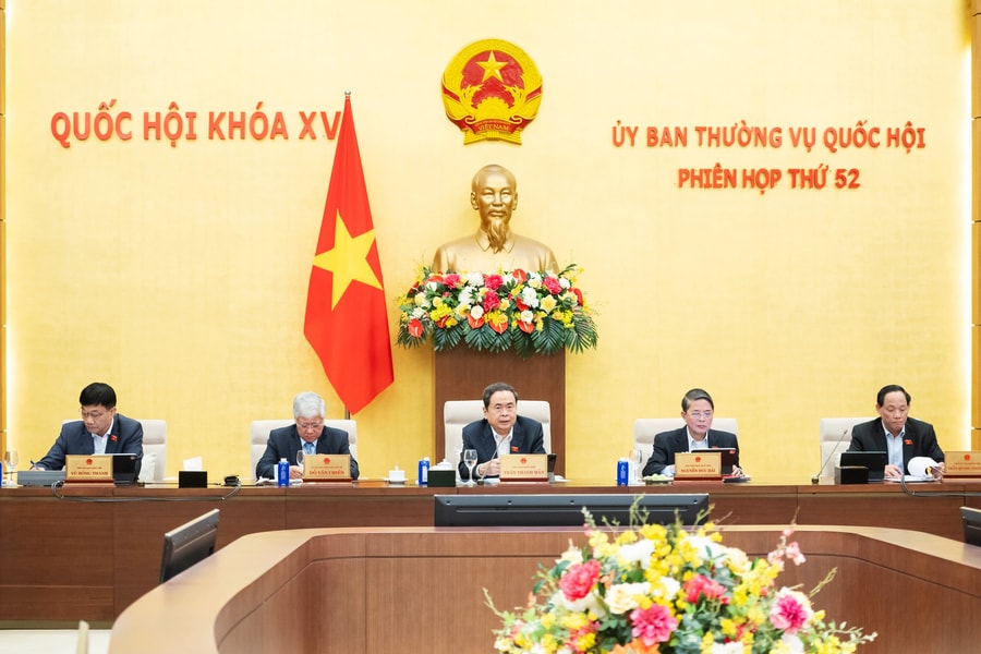 Rà soát kỹ lưỡng chính sách phát triển báo chí, bảo đảm nguồn lực thực hiện