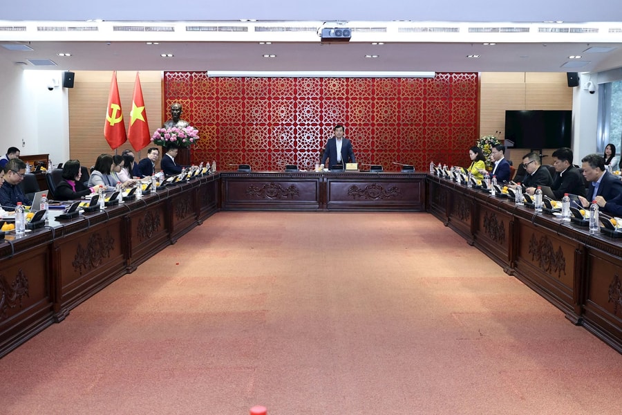Hoàn thiện hệ thống quản lý văn bản điện tử, nâng cao hiệu quả điều hành