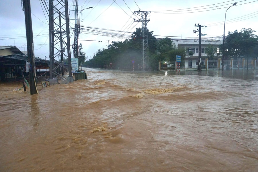 Thường trực HĐND thành phố Đà Nẵng giám sát chuyên đề chống ngập đô thị: Khẩn cấp hoàn thiện quy hoạch, gỡ vướng bài toán chống ngập đô thị