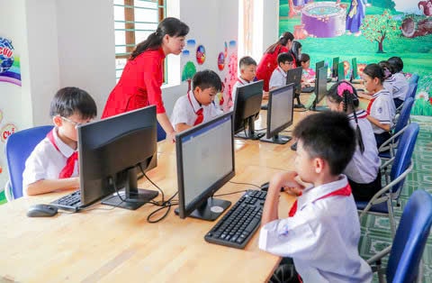 Ban hành khung nội dung thí điểm giáo dục AI cho học sinh