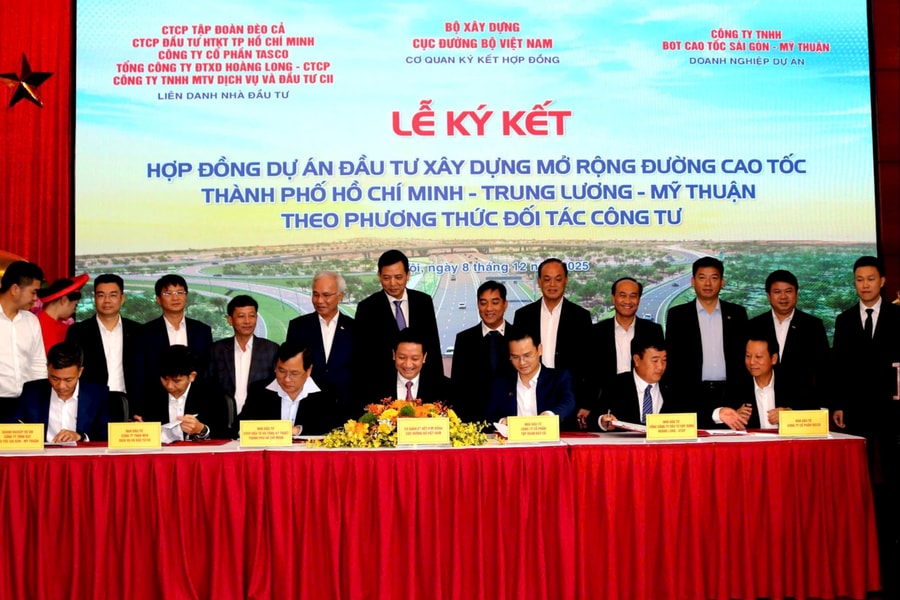 Ký hợp đồng mở rộng cao tốc TP. Hồ Chí Minh - Trung Lương - Mỹ Thuận theo phương thức PPP