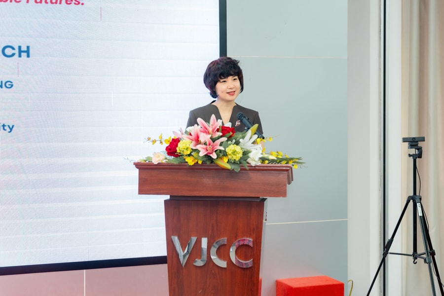 Diễn đàn học thuật từ góc nhìn kinh doanh đến chính sách