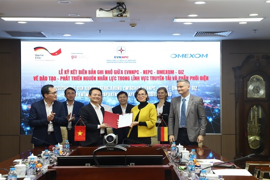 EVNNPC ký kết MOU hợp tác quốc tế với Omexom và Giz – nâng cao chất lượng nguồn nhân lực kỹ thuật ngành điện