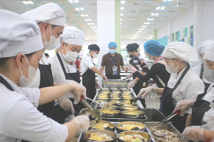TP. Hồ Chí Minh: Kêu gọi ban đại diện cha mẹ học sinh cùng giám sát an toàn thực phẩm trong trường học