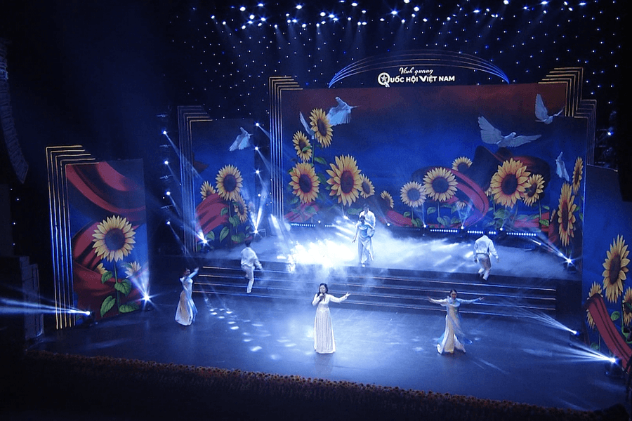 Ca khúc "Tự nguyện"