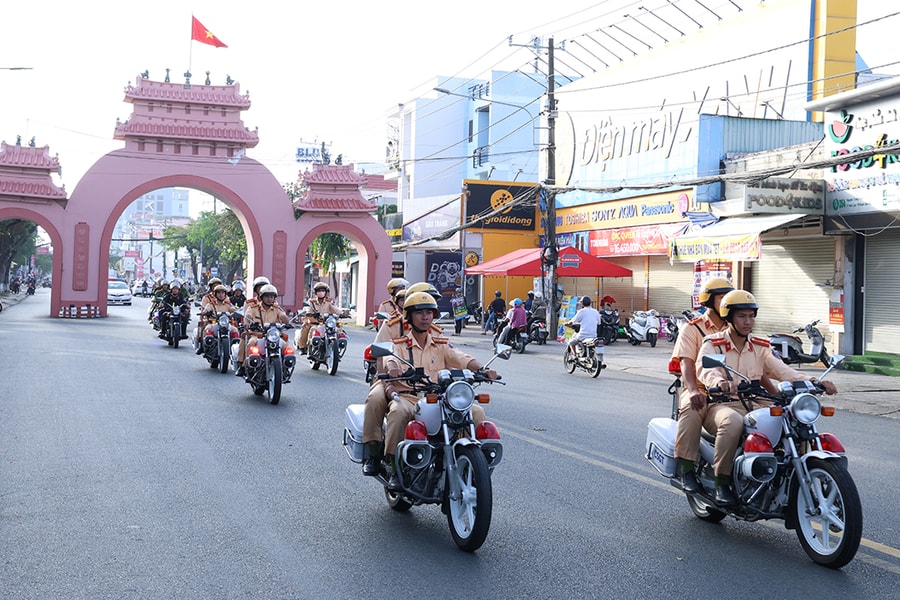 Công an An Giang ra quân cao điểm bảo đảm an ninh, trật tự Tết Nguyên đán Bính Ngọ 2026