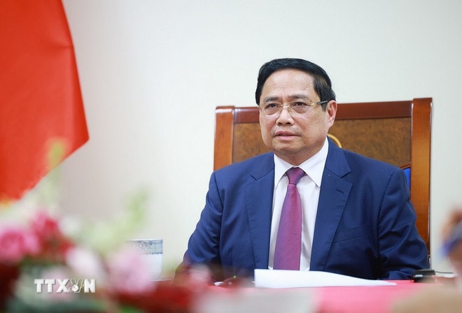 Thủ tướng Phạm Minh Chính điện đàm với Thủ tướng Malaysia Anwar Ibrahim