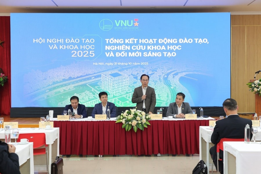 Đại học Quốc gia Hà Nội đồng hành cùng địa phương trong phát triển nguồn nhân lực và chuyển đổi số