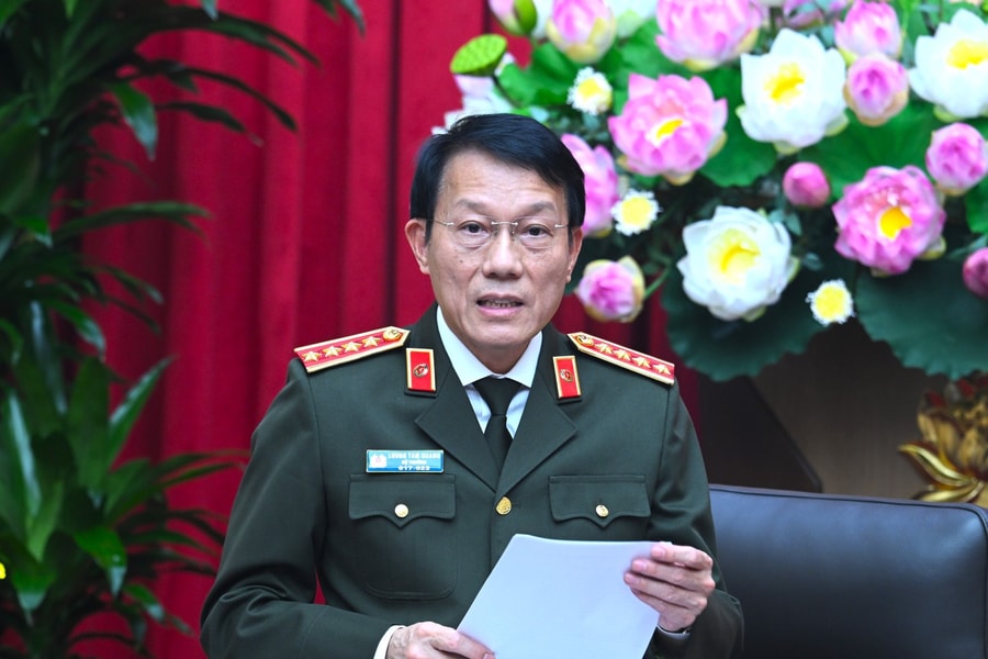Công an nhân dân "Kỷ luật nhất - Trung thành nhất - Gần dân nhất", góp phần thực hiện thắng lợi các mục tiêu chiến lược của Đảng