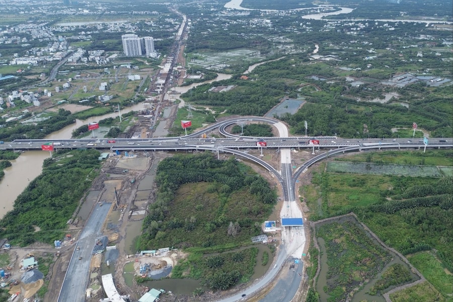 TP. Hồ Chí Minh: Đ ẩy nhanh tiến độ các dự án giao thông trọng điểm