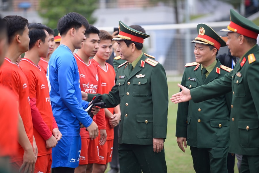Đại tướng Phan Văn Giang, Bộ trưởng Bộ Quốc phòng gặp mặt động viên Câu lạc bộ Thể Công - Viettel