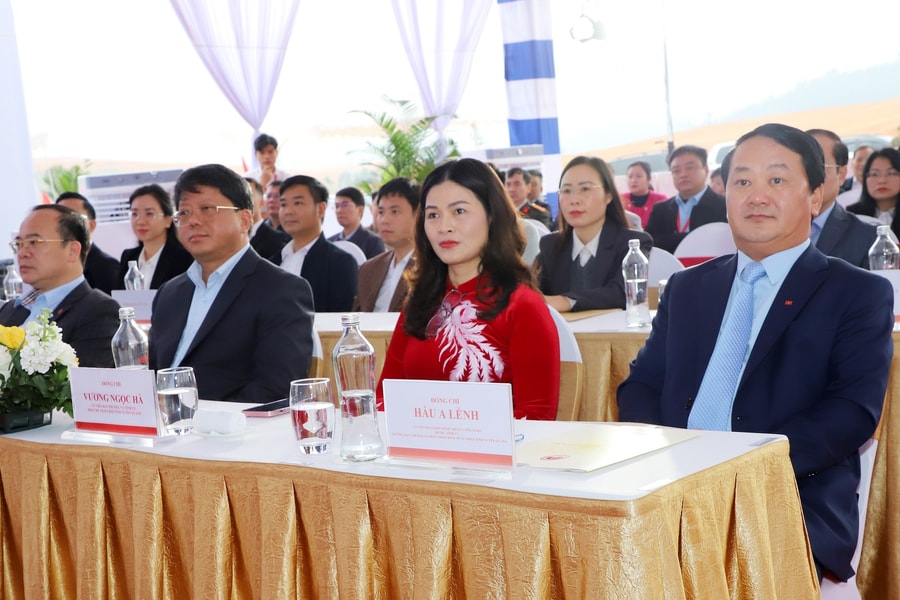Tuyên Quang: Đồng loạt khởi công các công trình trọng điểm chào mừng Đại hội đại biểu toàn quốc lần thứ XIV của Đảng