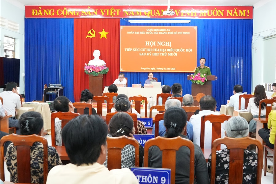 TP. Hồ Chí Minh: Lấy kết quả giải quyết kiến nghị của cử tri làm căn cứ xem xét thi đua, khen thưởng