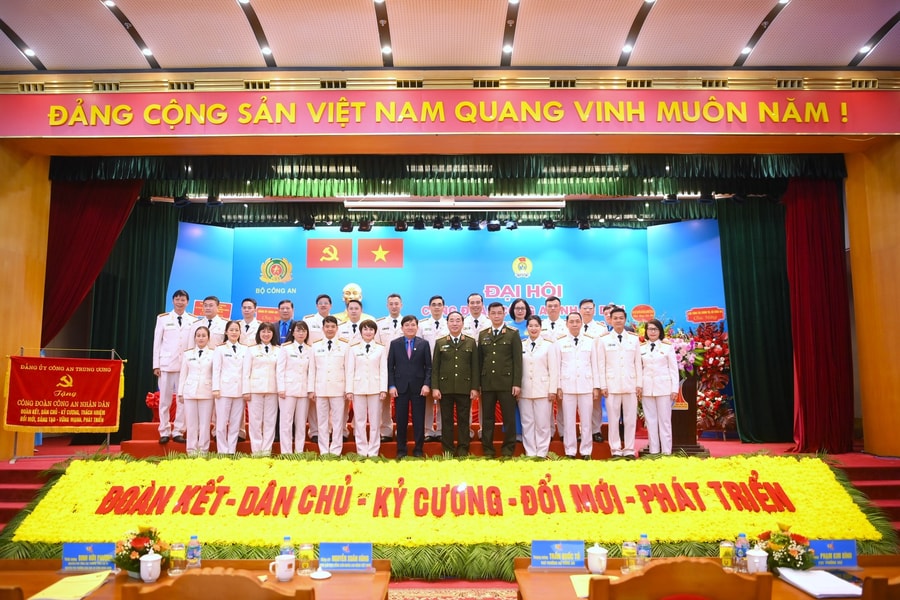 Công đoàn Công an nhân dân: “Đoàn kết - Dân chủ - Kỷ cương - Đổi mới - Phát triển”