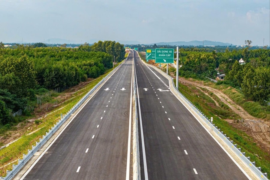 Niềm tự hào từ tinh thần "biến khó khăn thành động lực"