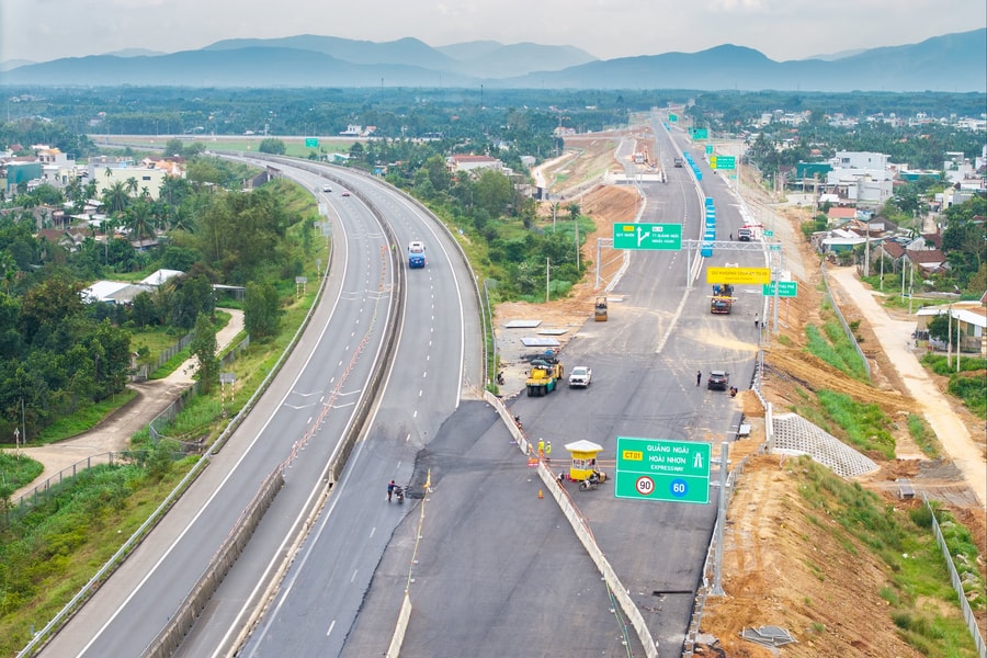 Quảng Ngãi sẽ khởi công loạt dự án trọng điểm chào mừng Đại hội XIV của Đảng