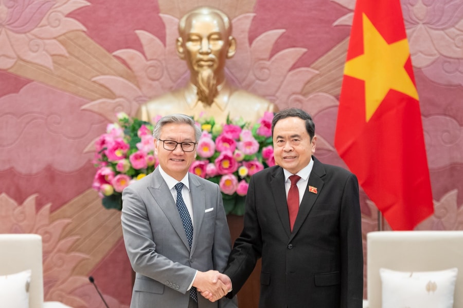 Triển khai hiệu quả các cam kết của lãnh đạo cấp cao Việt Nam - Lào