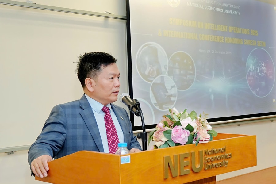 Thúc đẩy trao đổi tri thức liên ngành về Quản trị vận hành thông minh