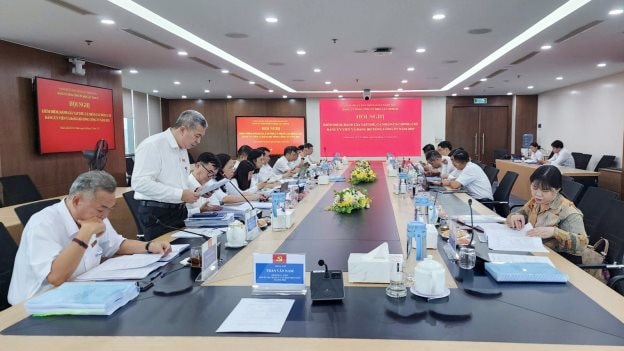 Đảng bộ EVNHCMC nâng cao công tác xây dựng, chỉnh đốn Đảng và hệ thống chính trị
