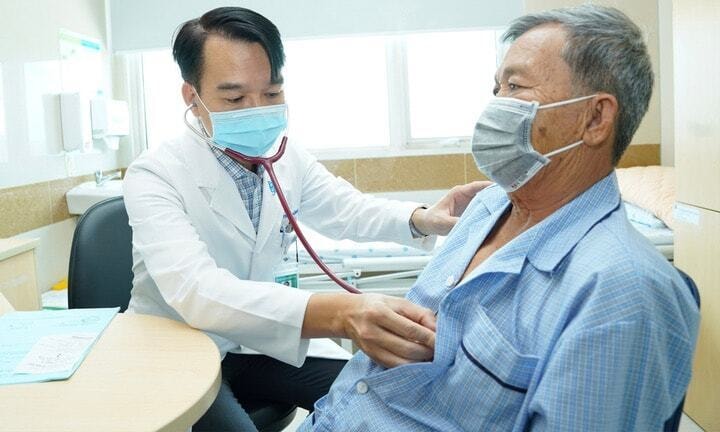 Dự kiến miễn viện phí từ năm 2030 đối với người cao tuổi hưởng trợ cấp hưu trí xã hội