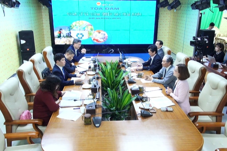 Giảm rác thải nhựa phải bắt đầu từ phân loại rác tại nguồn